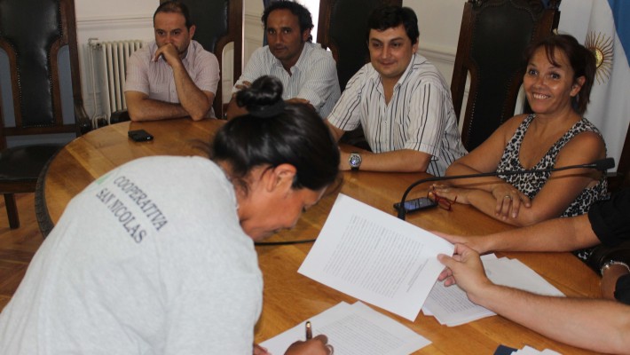 Se firmó convenio con cooperativas barriales de Villa María