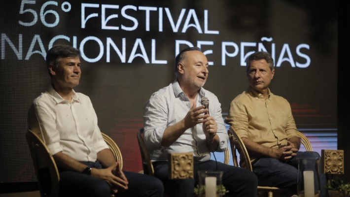Los Intendentes de Córdoba y San Francisco presentes en la segunda noche del Festival.
